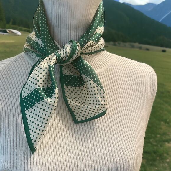 Vintage Accessories - Mid Century Mod Scarf Women's Green Polka Dot Square MCM Retro Vintage